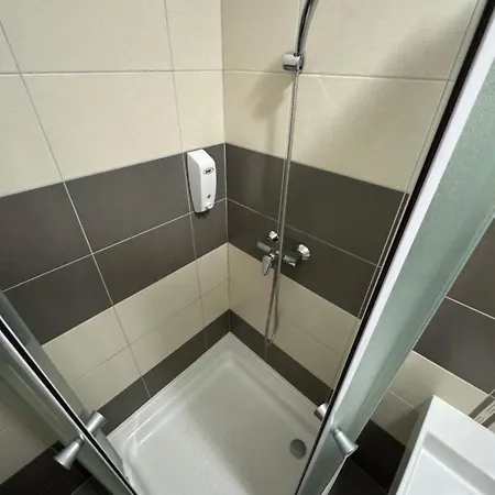 蓝树客房酒店 公寓