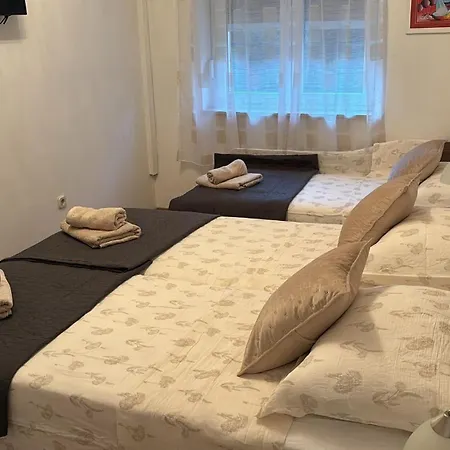 블루 트리 룸 아파트 스플리트