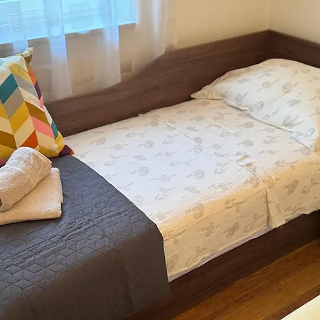 아파트 블루 트리 룸 스플리트