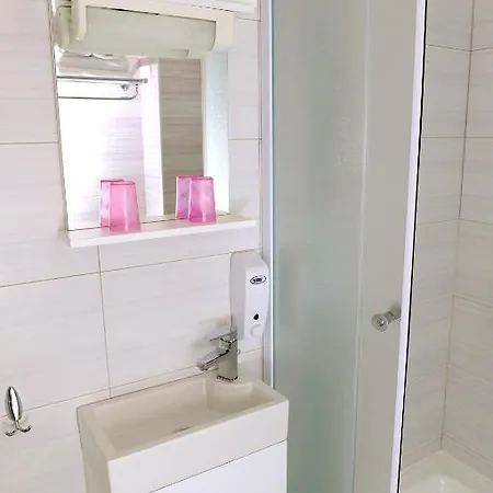 블루 트리 룸 아파트 스플리트